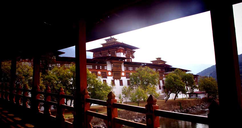9 Days Nepal - Bhutan cultural and natural landmarks Tour